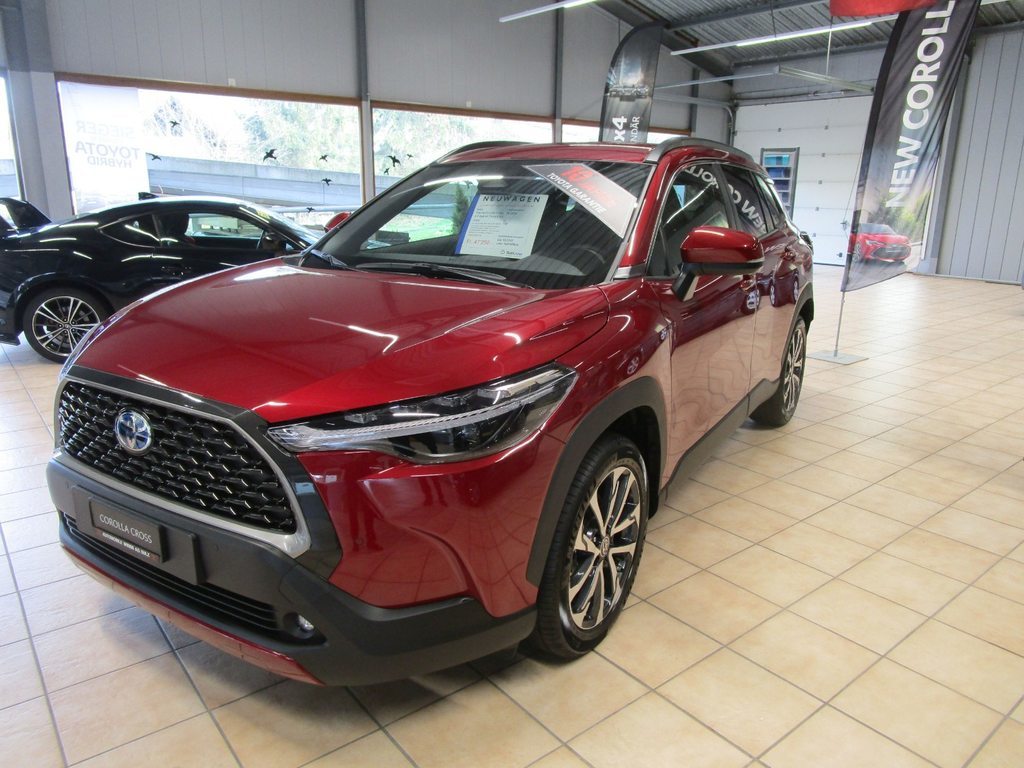 TOYOTA Corolla Cross 2.0 HSD Trend vorführwagen für CHF 46'200,