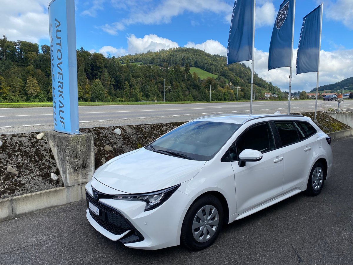 TOYOTA Corolla Touring Sports 1.8 gebraucht für CHF 23'900,