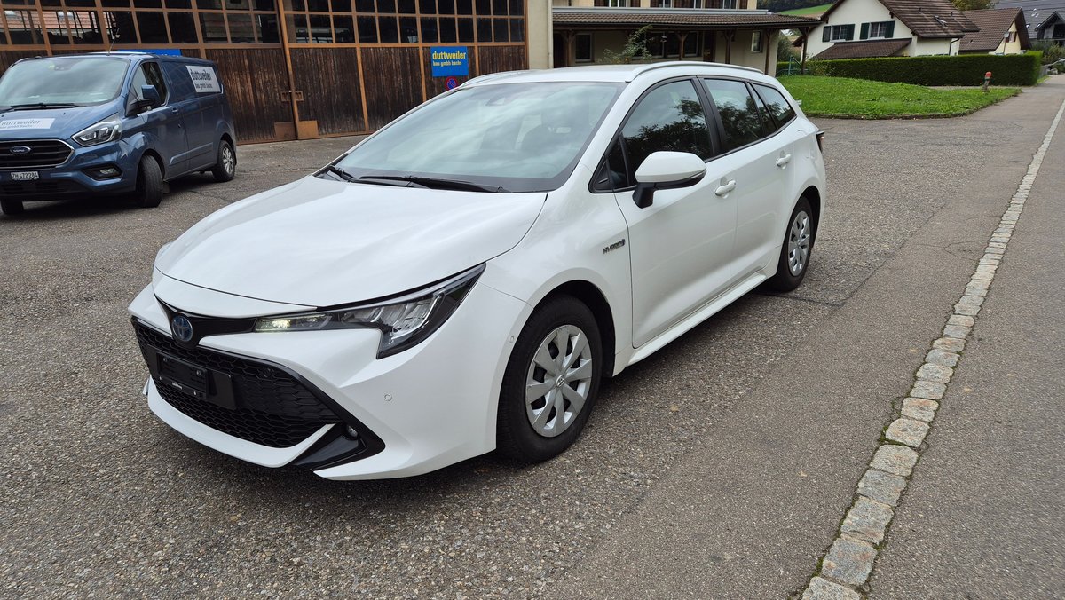 TOYOTA Corolla Touring Sports 1.8 gebraucht für CHF 12'990,