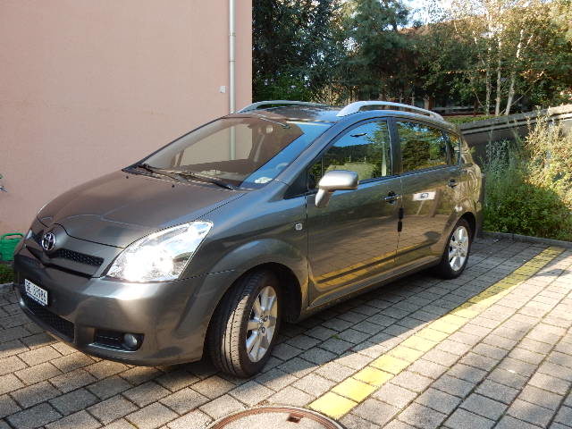 TOYOTA Corolla Verso 1.8 VVT