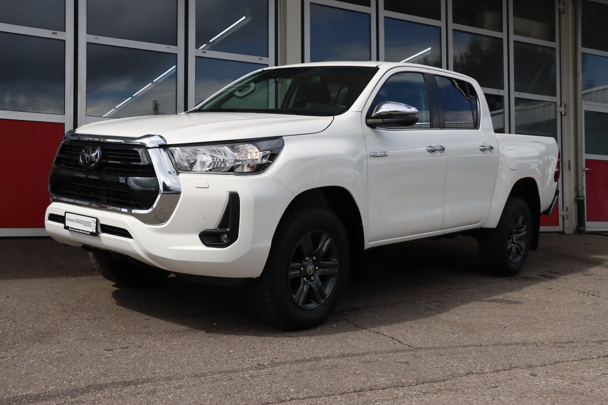 TOYOTA Hilux 2.4D