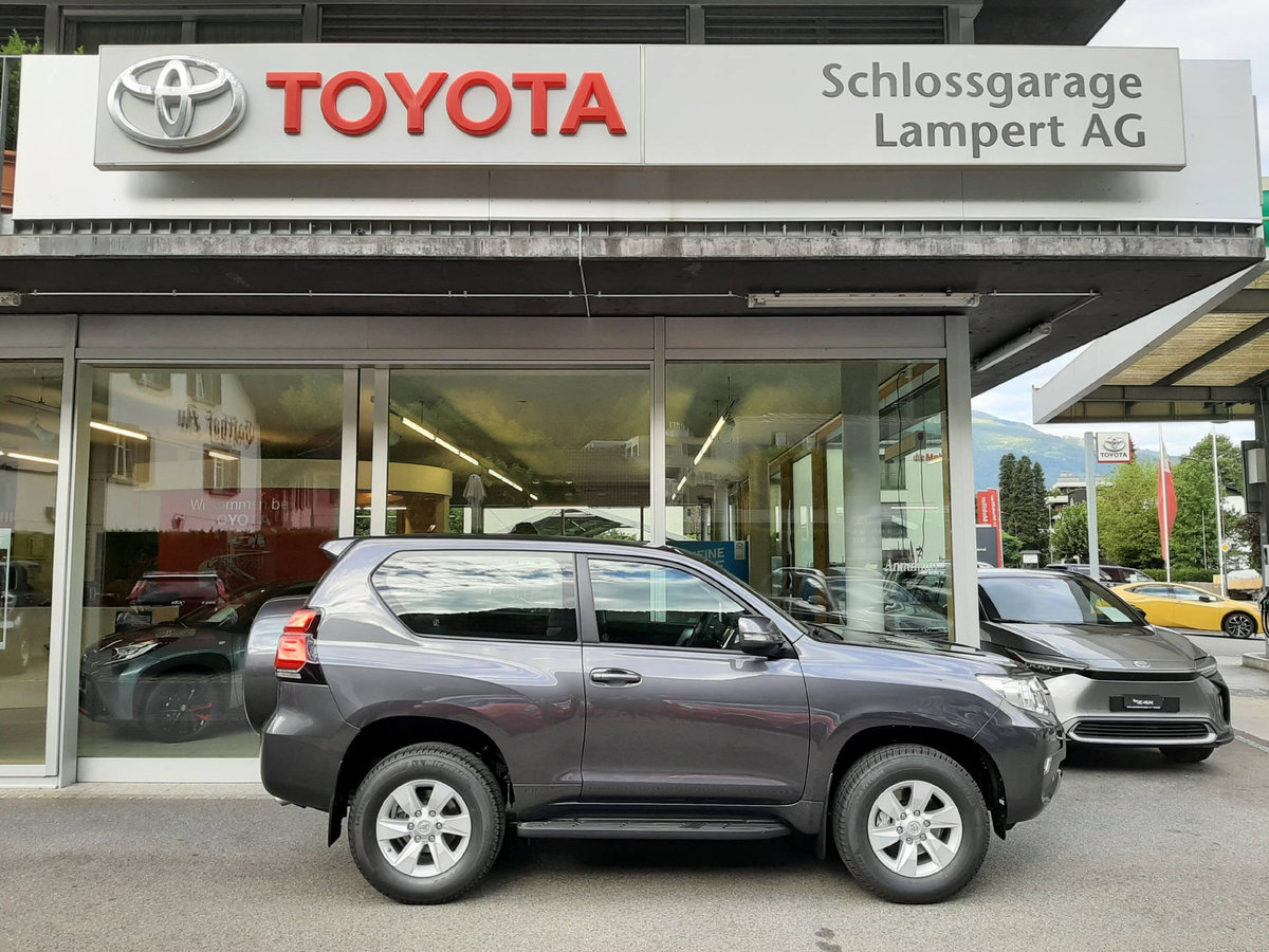 TOYOTA Land Cruiser 2.8 D 204 Comf neu für CHF 65'800,