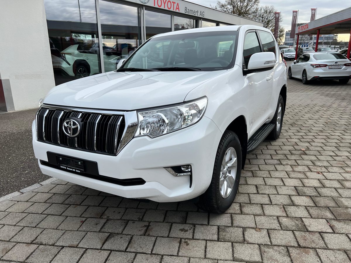 TOYOTA Land Cruiser 2.8 D 204 Comf neu für CHF 57'990,