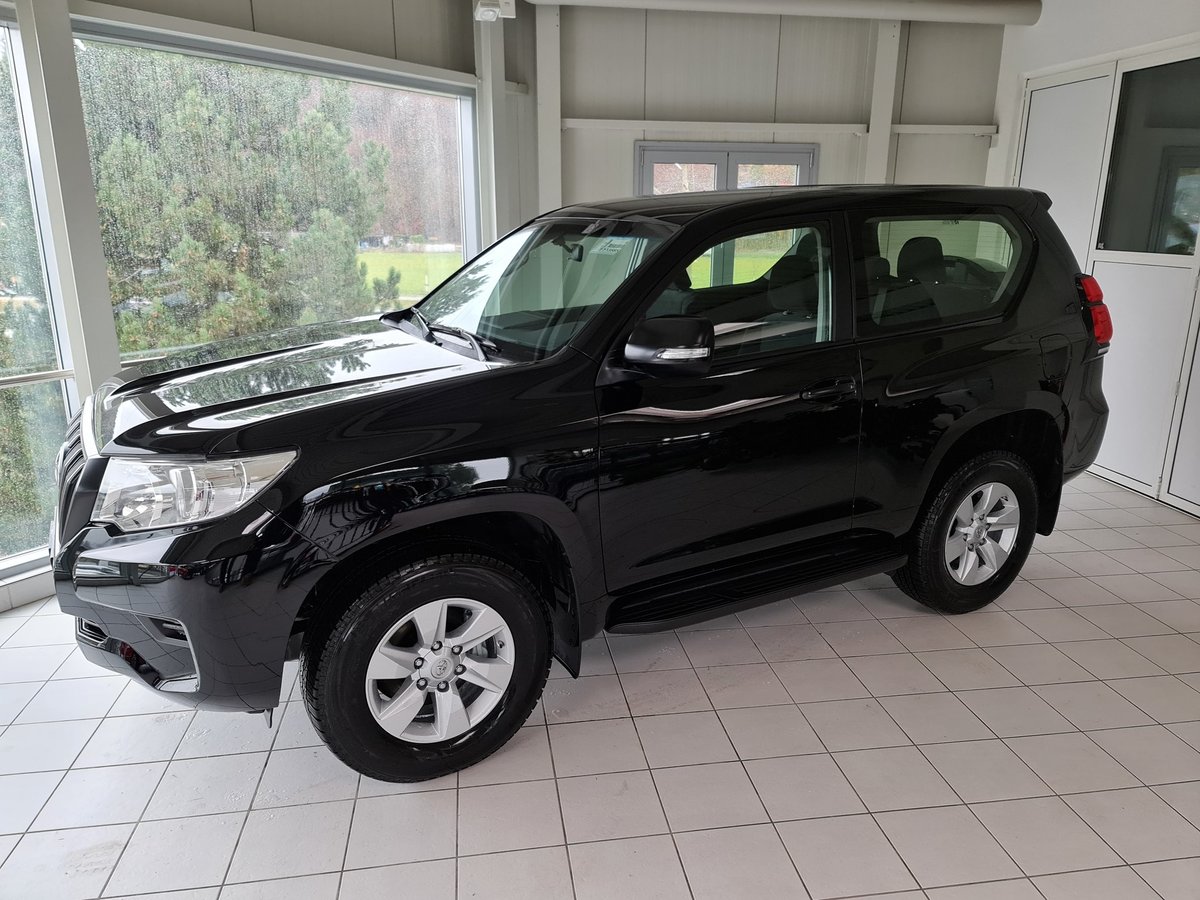 TOYOTA Land Cruiser 2.8TD Active neu für CHF 51'950,