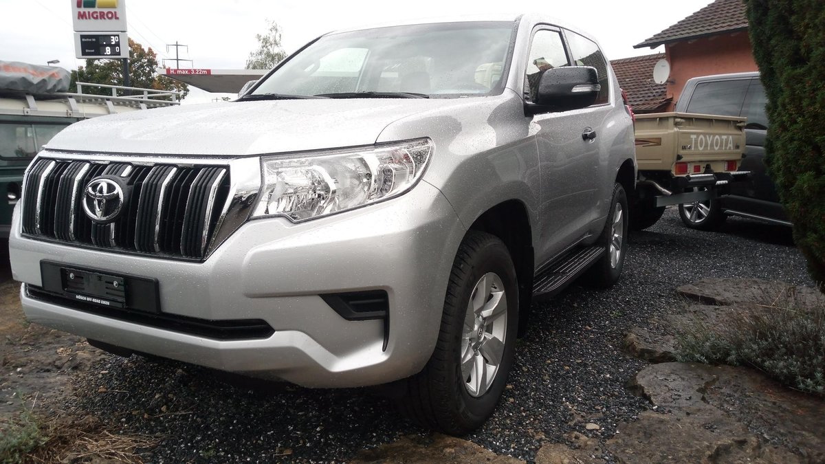 TOYOTA Land Cruiser 2.8TD Active neu für CHF 53'989,