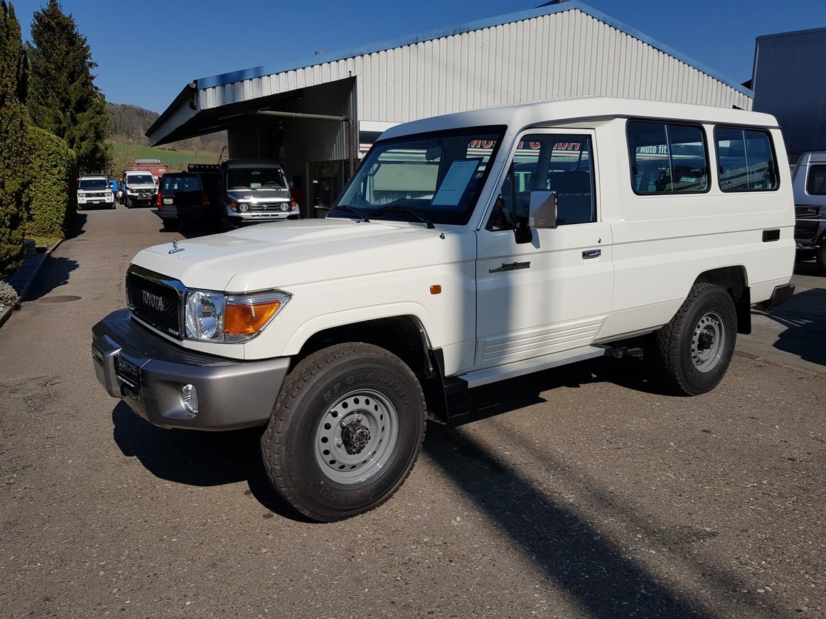 TOYOTA LAND CRUISER GRJ78 gebraucht für CHF 75'990,