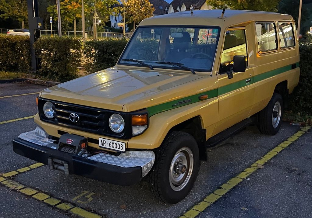 TOYOTA HZJ78 gebraucht für CHF 32'500,