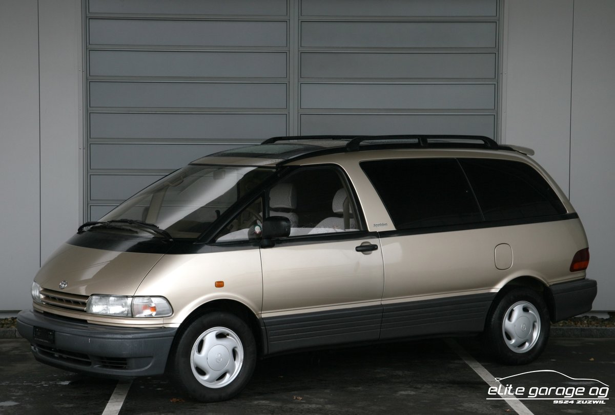 TOYOTA Previa Super Saloon 4x2 gebraucht für CHF 13'800,