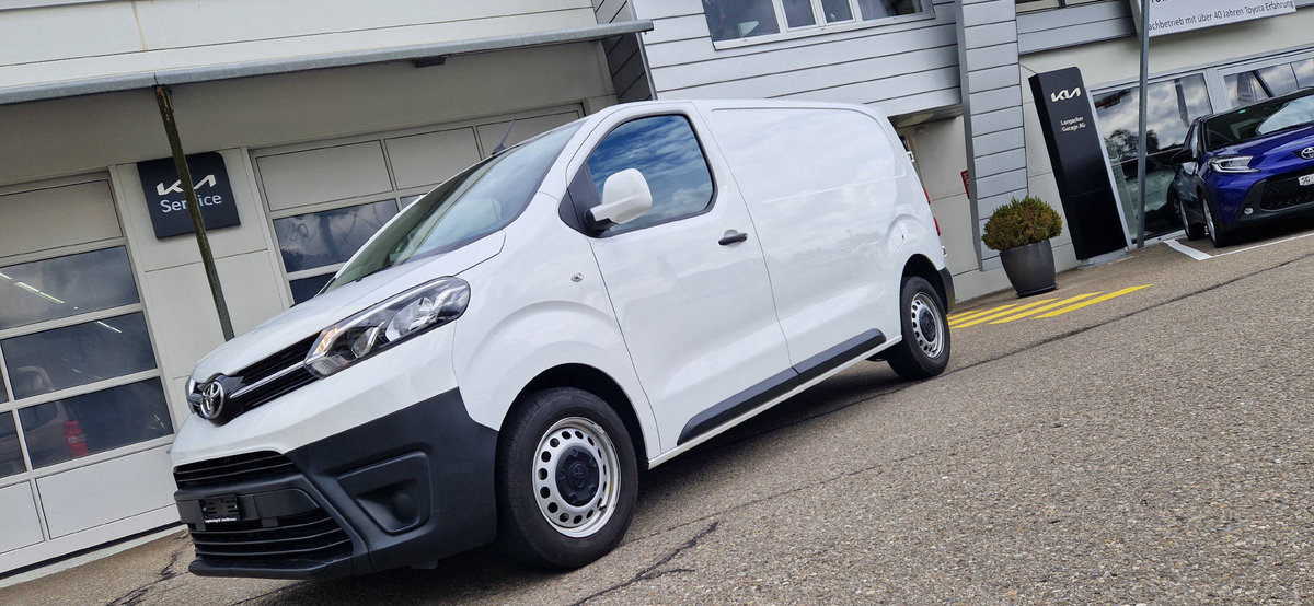 TOYOTA PROACE Van L1 2.0 D Luna gebraucht für CHF 18'900,