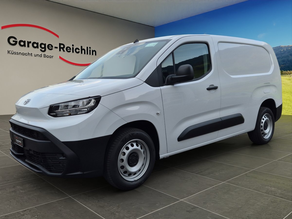 TOYOTA PROACE CITY Van L2 1.2 Acti neu für CHF 24'495,