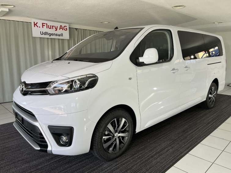 TOYOTA PROACE Verso L2 2.0 D Trend vorführwagen für CHF 59'900,