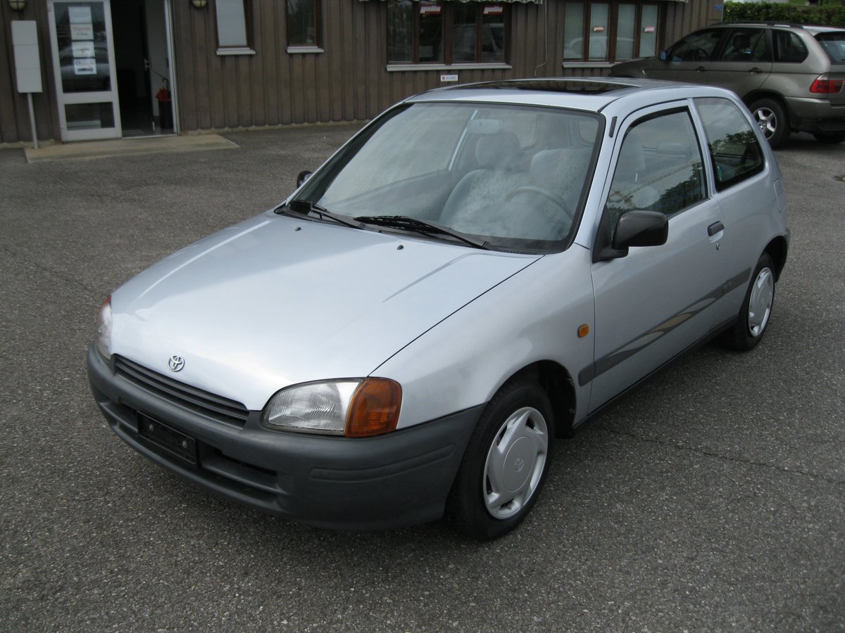 TOYOTA Starlet 1.3 gebraucht für CHF 5'400,