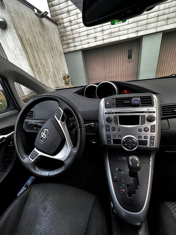 TOYOTA Verso 1.8 VVT