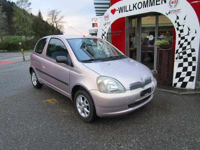 TOYOTA Yaris Sol 1.3 gebraucht für CHF 3'800,