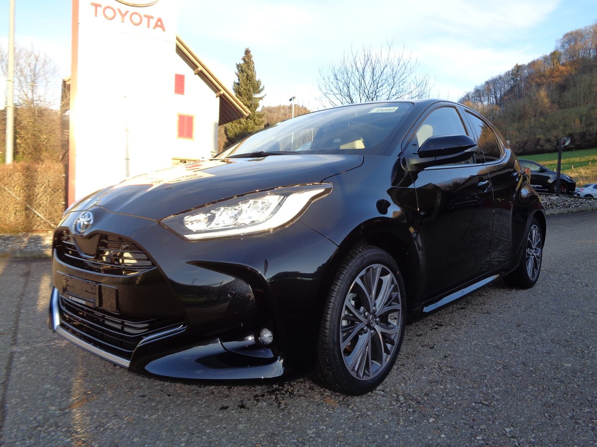 TOYOTA Yaris 1.5 Premium e