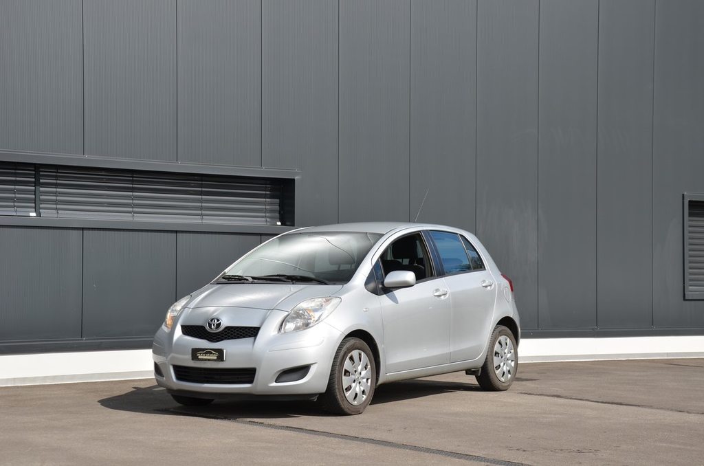 TOYOTA Yaris 1.33 Linea Luna Multi gebraucht für CHF 4'900,