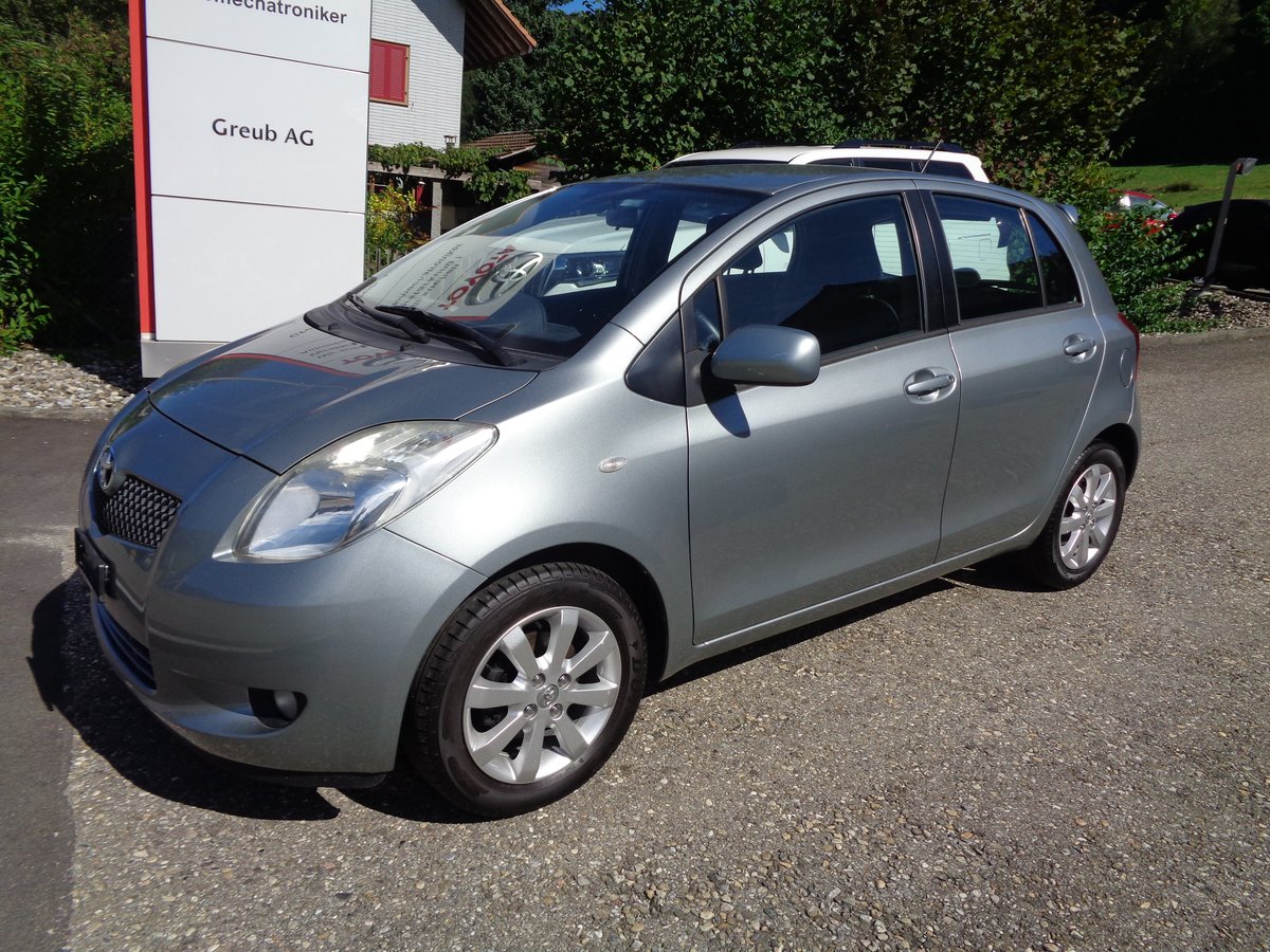 TOYOTA Yaris 1.3 Chic gebraucht für CHF 6'700,