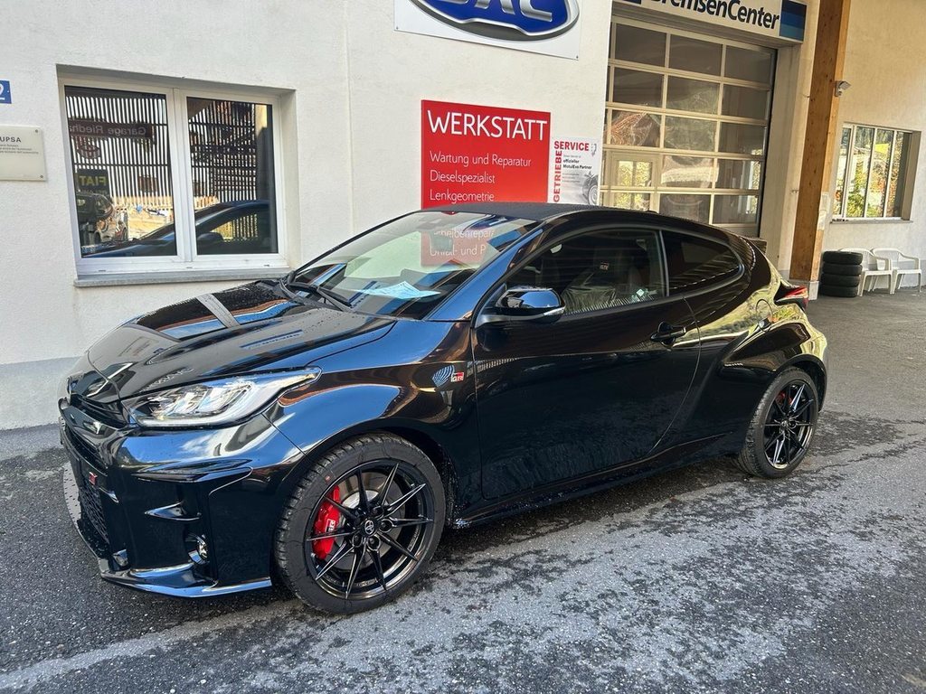 TOYOTA Yaris 1.6 GR Sport vorführwagen für CHF 44'000,