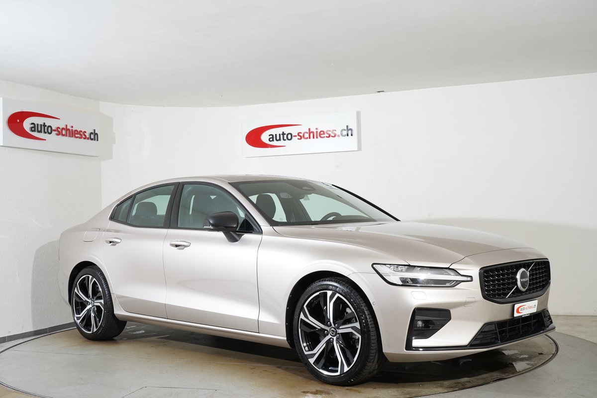 VOLVO S60 B5 AWD Benzin Mild Hybri gebraucht für CHF 31'980,