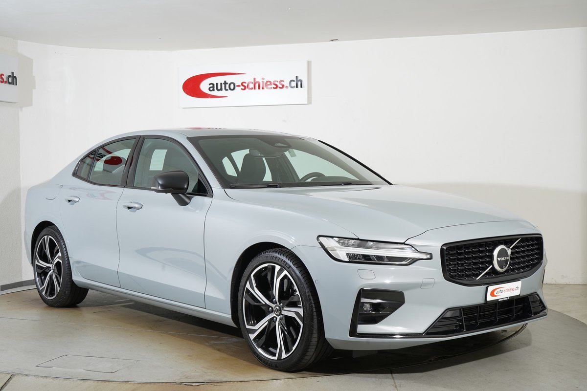 VOLVO S60 B5 AWD Benzin Mild Hybri gebraucht für CHF 31'980,