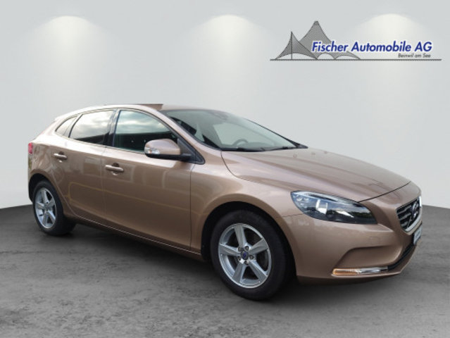 VOLVO V40 T3 Kinetic gebraucht für CHF 9'300,