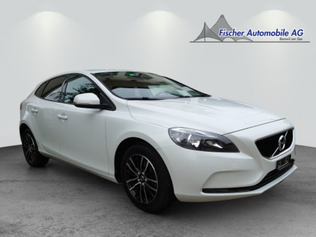 VOLVO V40 D3 Momentum gebraucht für CHF 16'706,