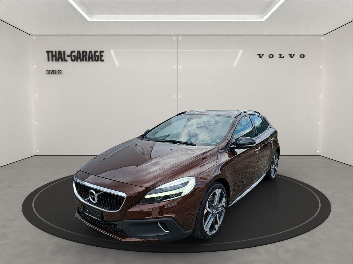 VOLVO V40 CC 2.0 T4 Sum.AWD S/S gebraucht für CHF 19'200,