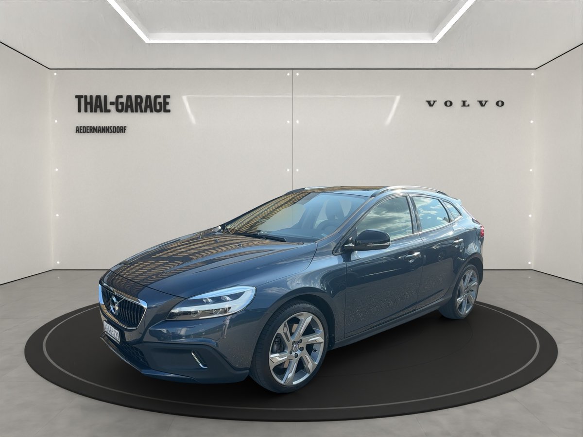 VOLVO V40 CC 2.0 T4 Summum AWD S/S gebraucht für CHF 18'950,