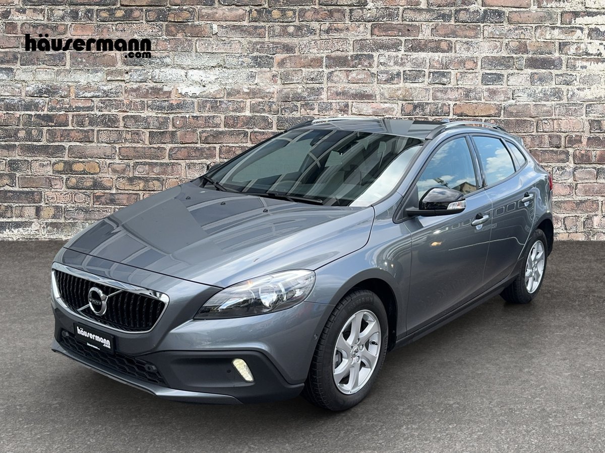 VOLVO V40 CC 2.0 T3 S/S gebraucht für CHF 21'900,