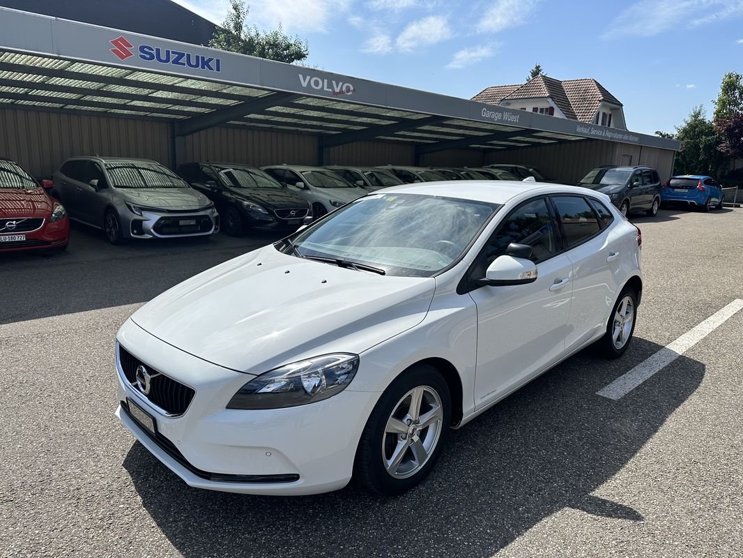 VOLVO V40 1.5 T2 Kinetic S/S gebraucht für CHF 16'400,