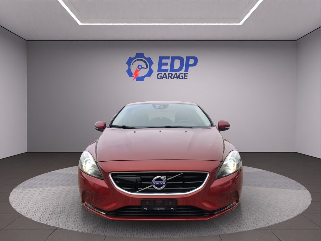 VOLVO V40 2.0 D2 Basis S/S gebraucht für CHF 12'950,