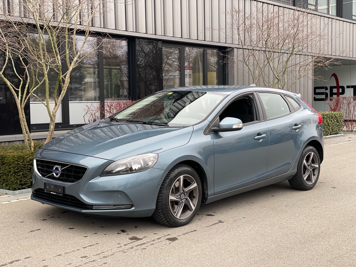 VOLVO V40 D3 Kinetic gebraucht für CHF 9'990,