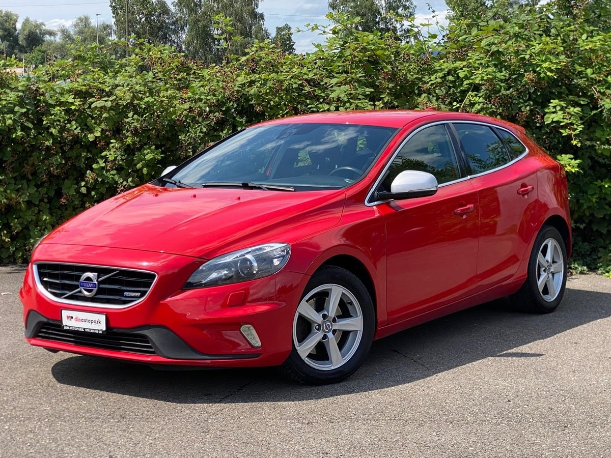 VOLVO V40 T2 Kinetic R