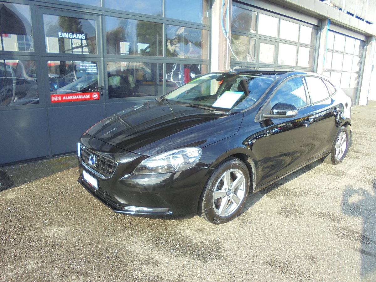 VOLVO V40 D2 gebraucht für CHF 9'800,