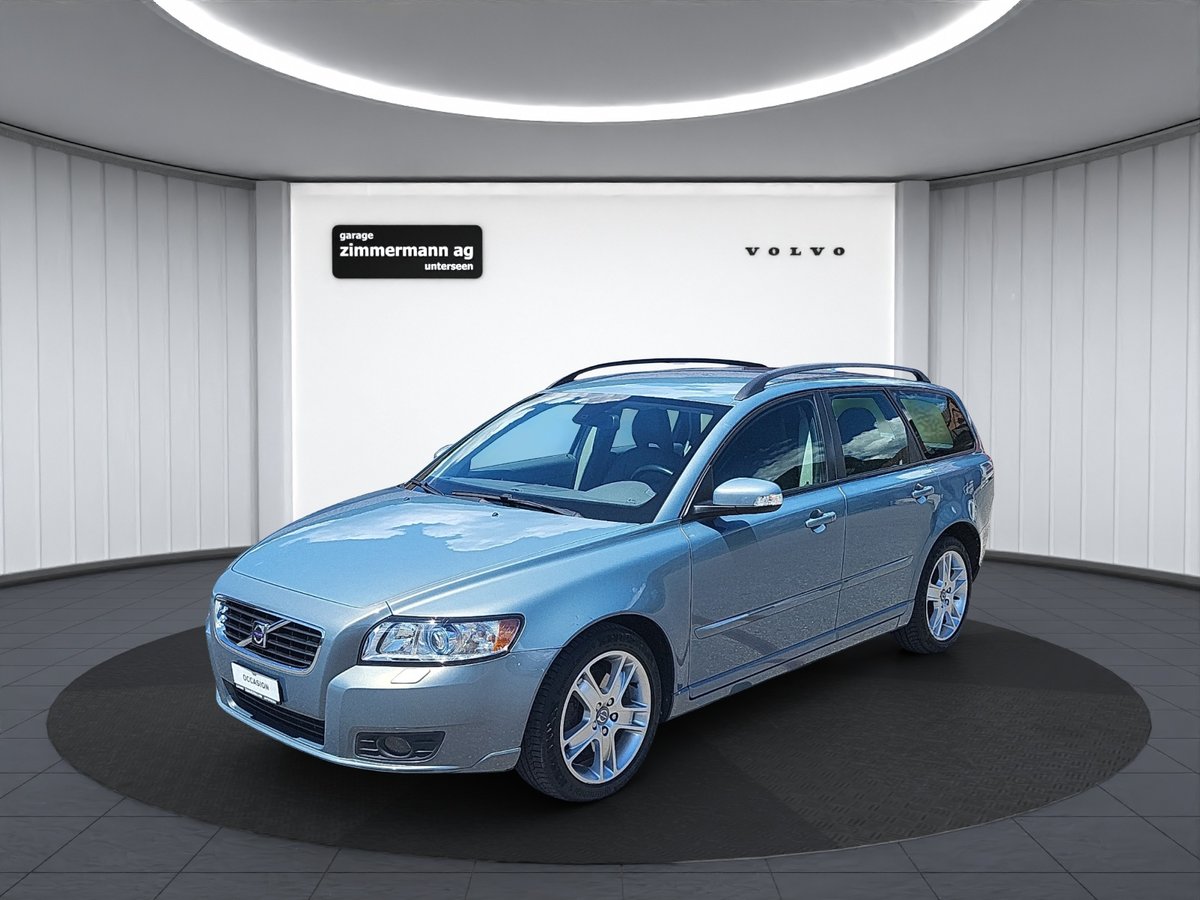 VOLVO V50 2.0 D Summum gebraucht für CHF 5'900,