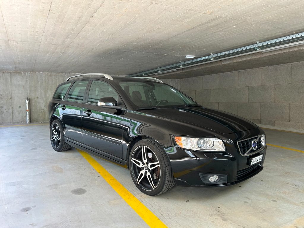 VOLVO V50 2.0 D3 Business Edition gebraucht für CHF 5'900,