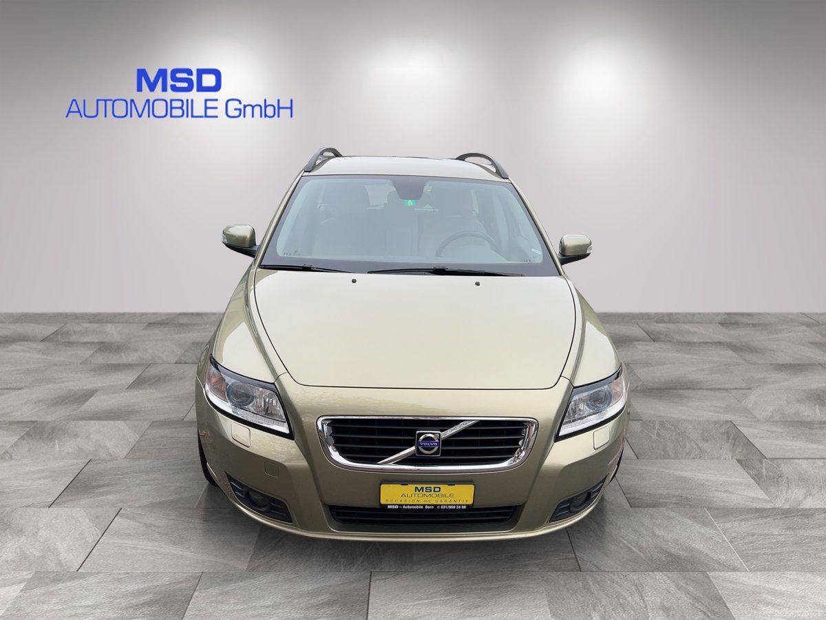 VOLVO V50 2.0D Stockholm gebraucht für CHF 5'500,