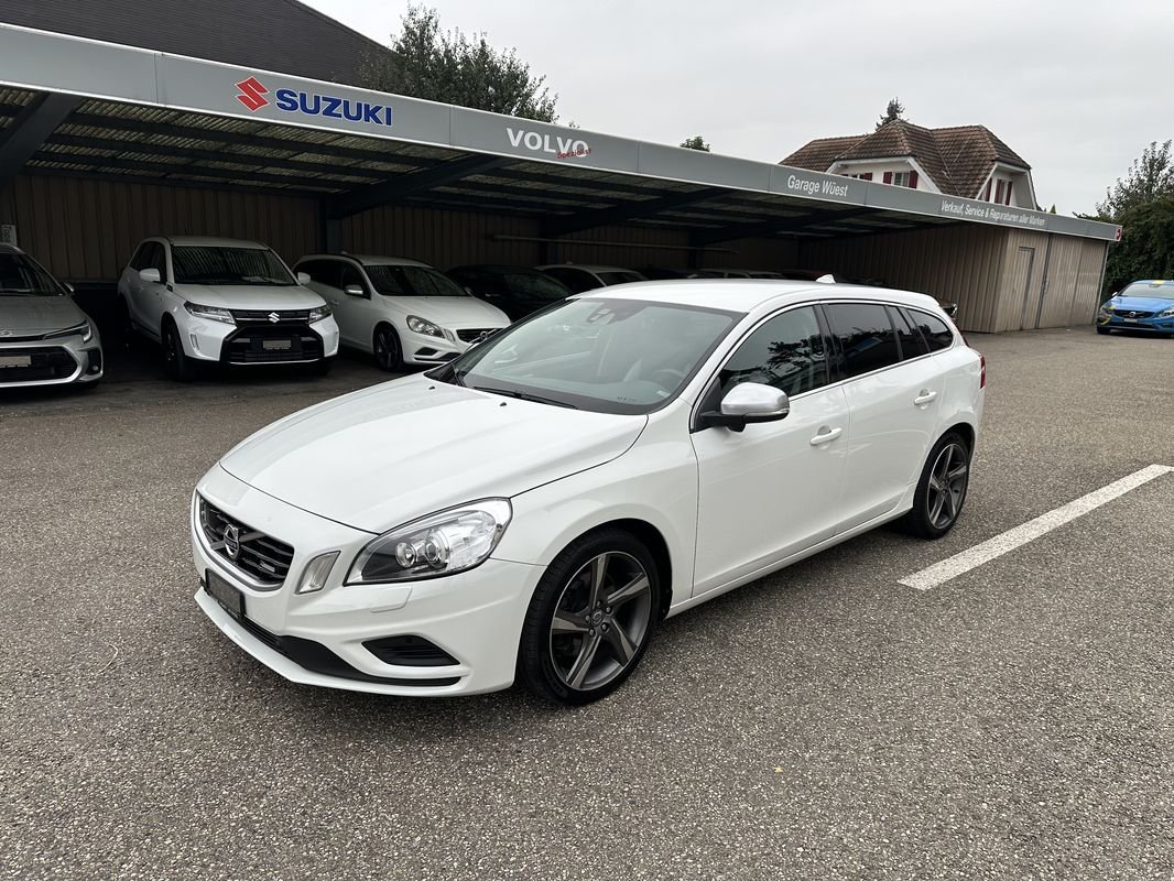 VOLVO V60 2.4 D5 R