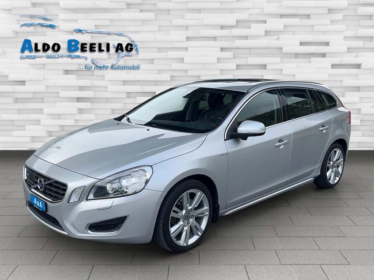 VOLVO V60 2.4 D5 Summum AWD gebraucht für CHF 8'900,