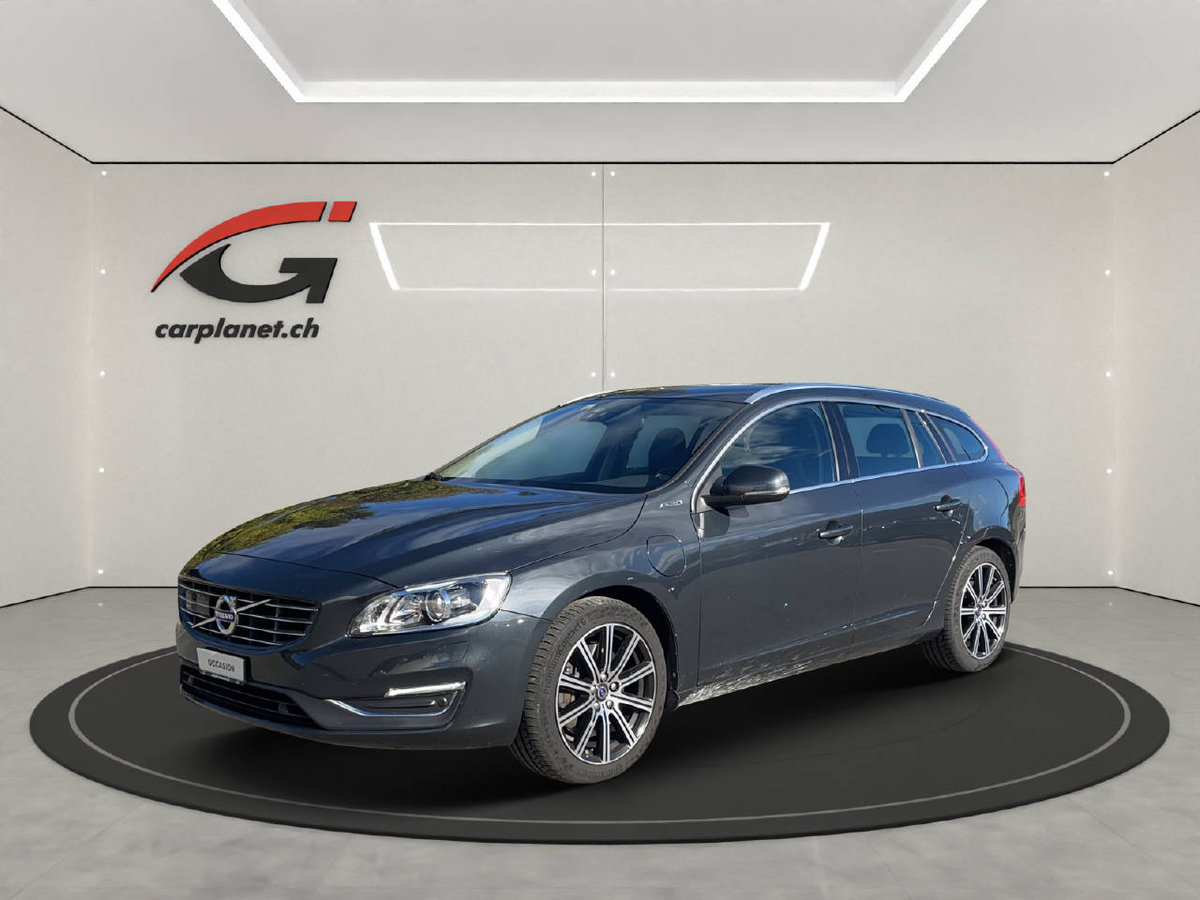 VOLVO V60 2.4 D6 TE Summum Pl.Hyb. gebraucht für CHF 15'900,