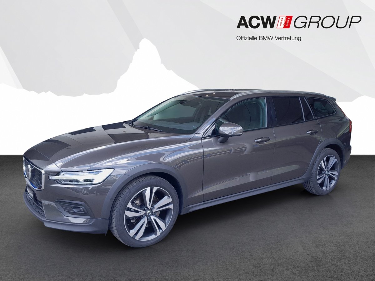 VOLVO V60 Cross Country 2.0 B4 Plu gebraucht für CHF 57'800,