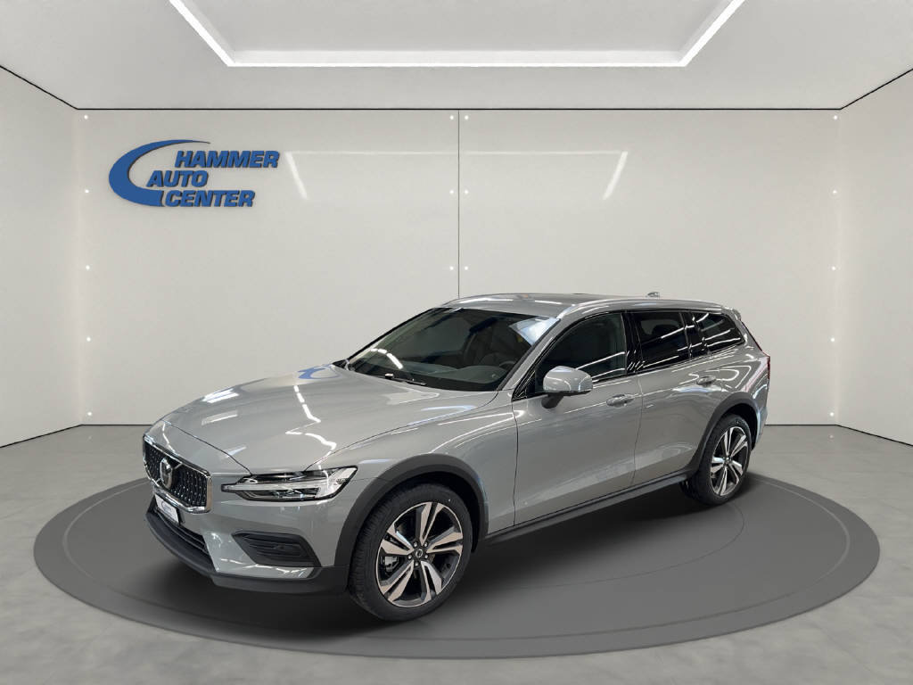 VOLVO V60 Cross Country 2.0 B4 Plu neu für CHF 59'900,