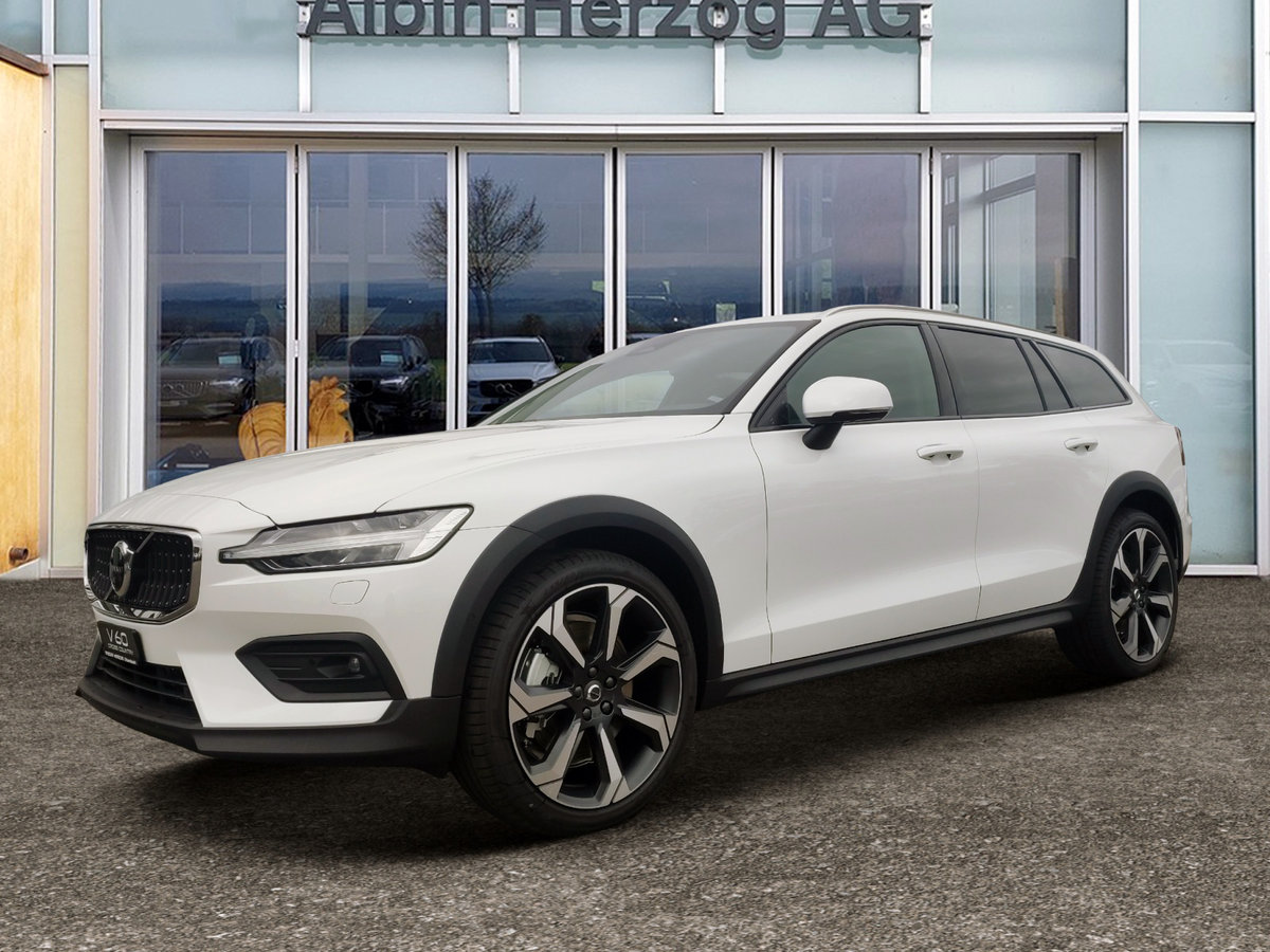 VOLVO V60 Cross Country 2.0 B5 Ult neu für CHF 74'700,