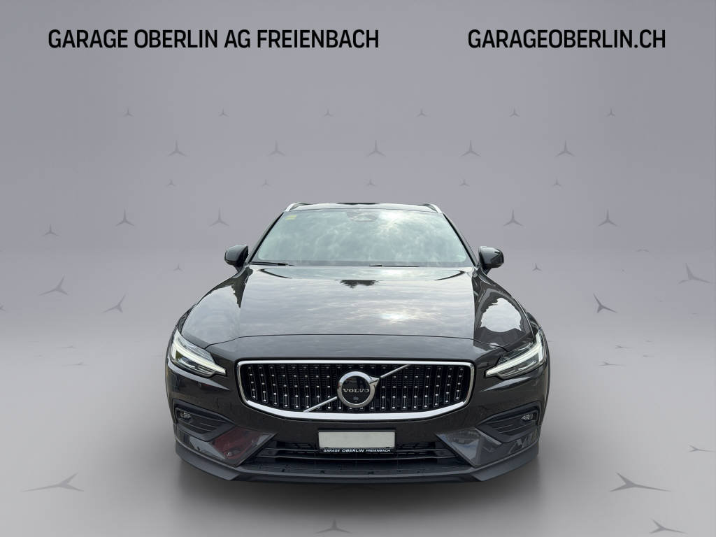 VOLVO V60 Cross Country 2.0 B5 Ult gebraucht für CHF 74'900,