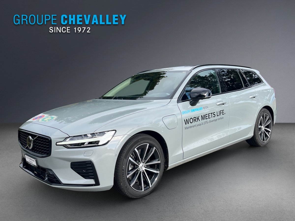 VOLVO V60 T8 eAWD Plug in Hybrid U neu für CHF 65'900,