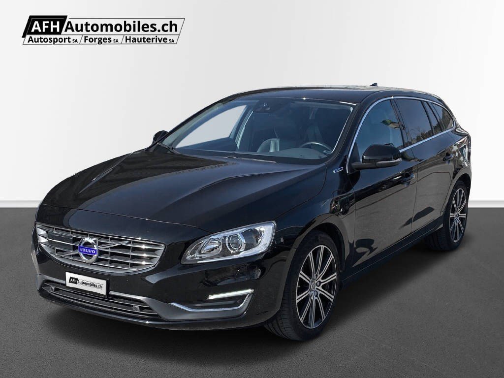 VOLVO V60 2.4 D6 TE Summum Pl.Hyb. gebraucht für CHF 27'800,