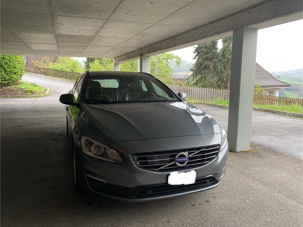 VOLVO V60 2.0 D4 Kinetic Dynamic E gebraucht für CHF 20'000,