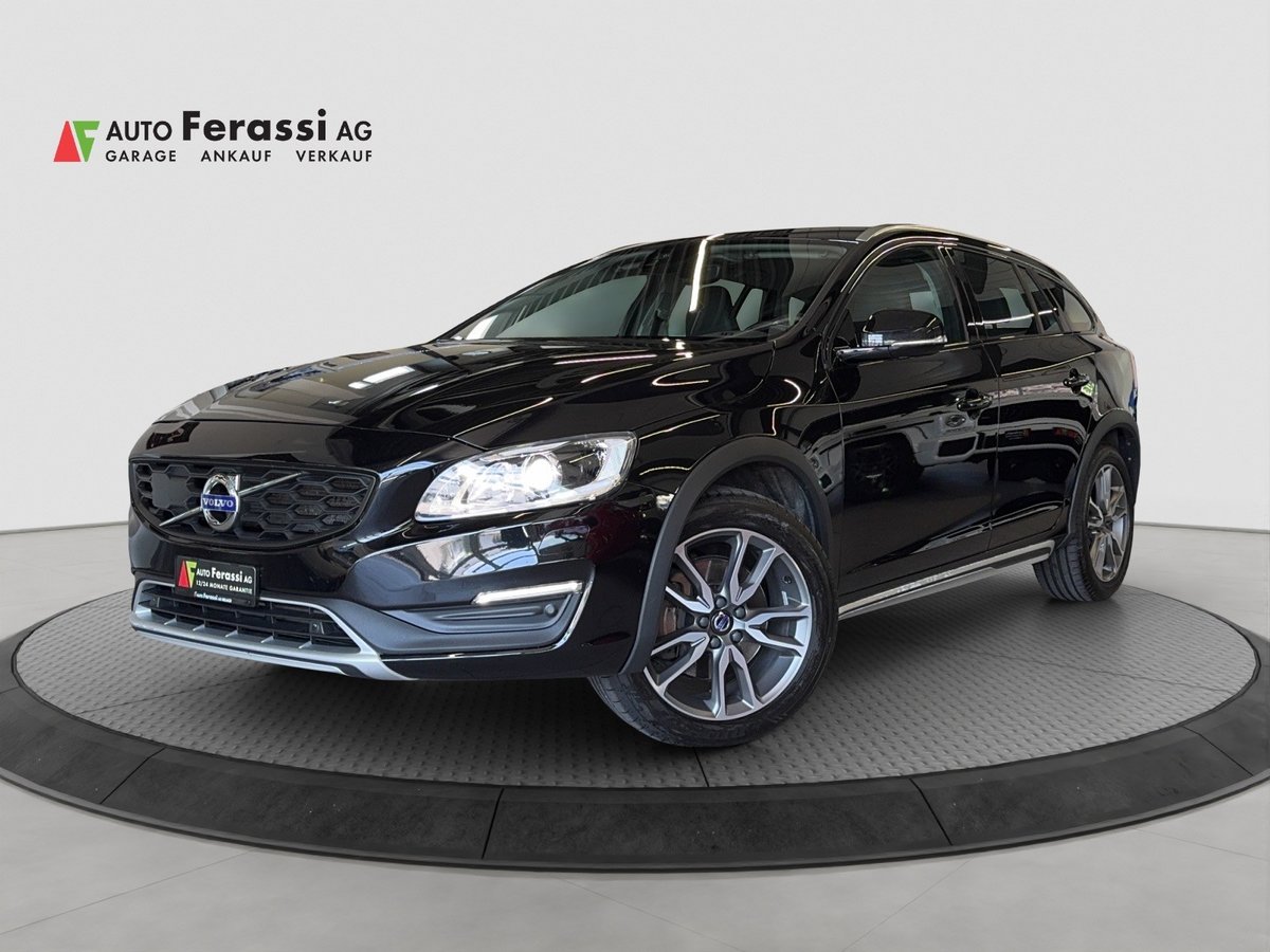 VOLVO V60 Cross Country Pro D4 AWD gebraucht für CHF 16'900,