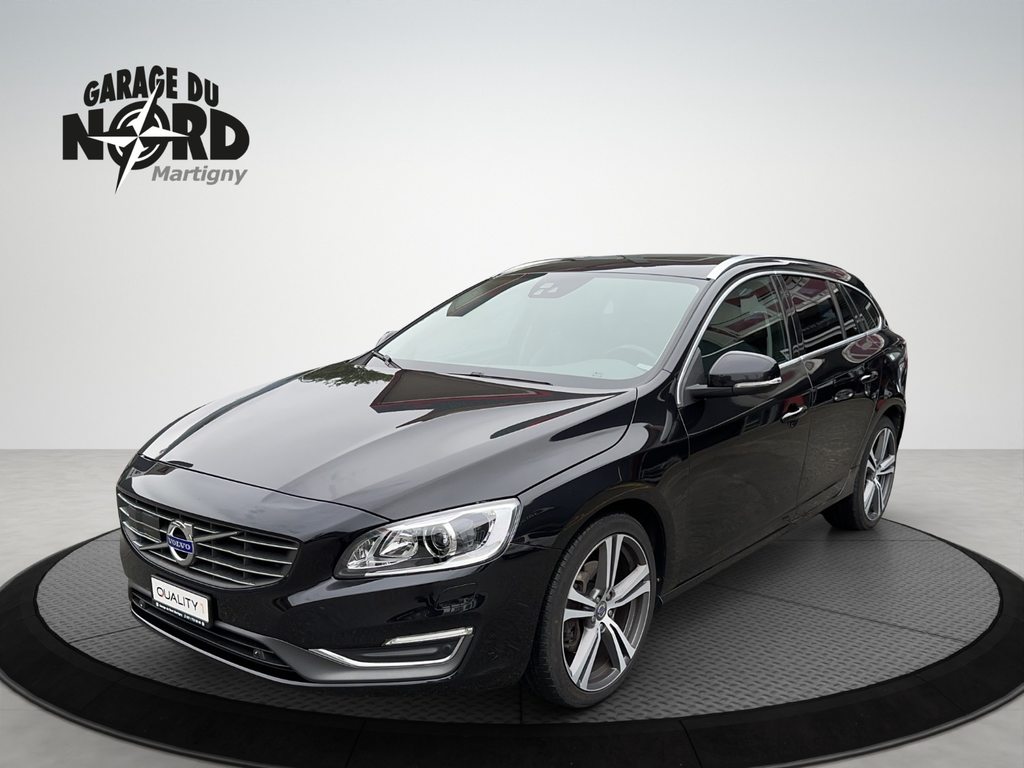 VOLVO V60 2.4 D5 Summum AWD gebraucht für CHF 14'500,