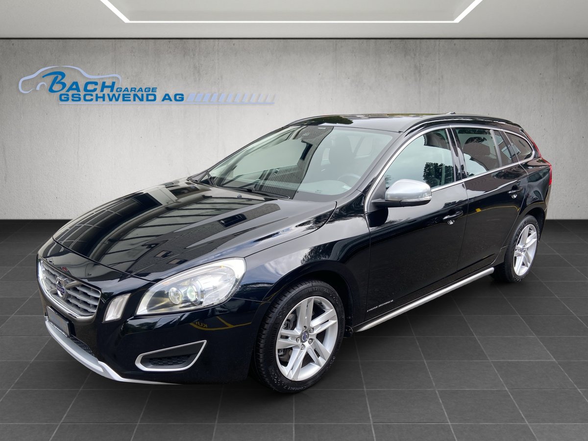 VOLVO V60 D4 AWD Husky Edition Gea gebraucht für CHF 14'500,